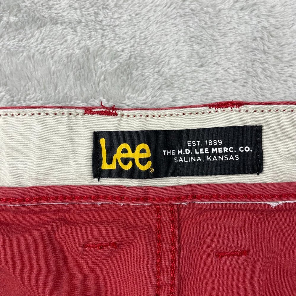 Lee Red Flat Front Cotton Shorts Men's Size 36 - Picture 2 of 8